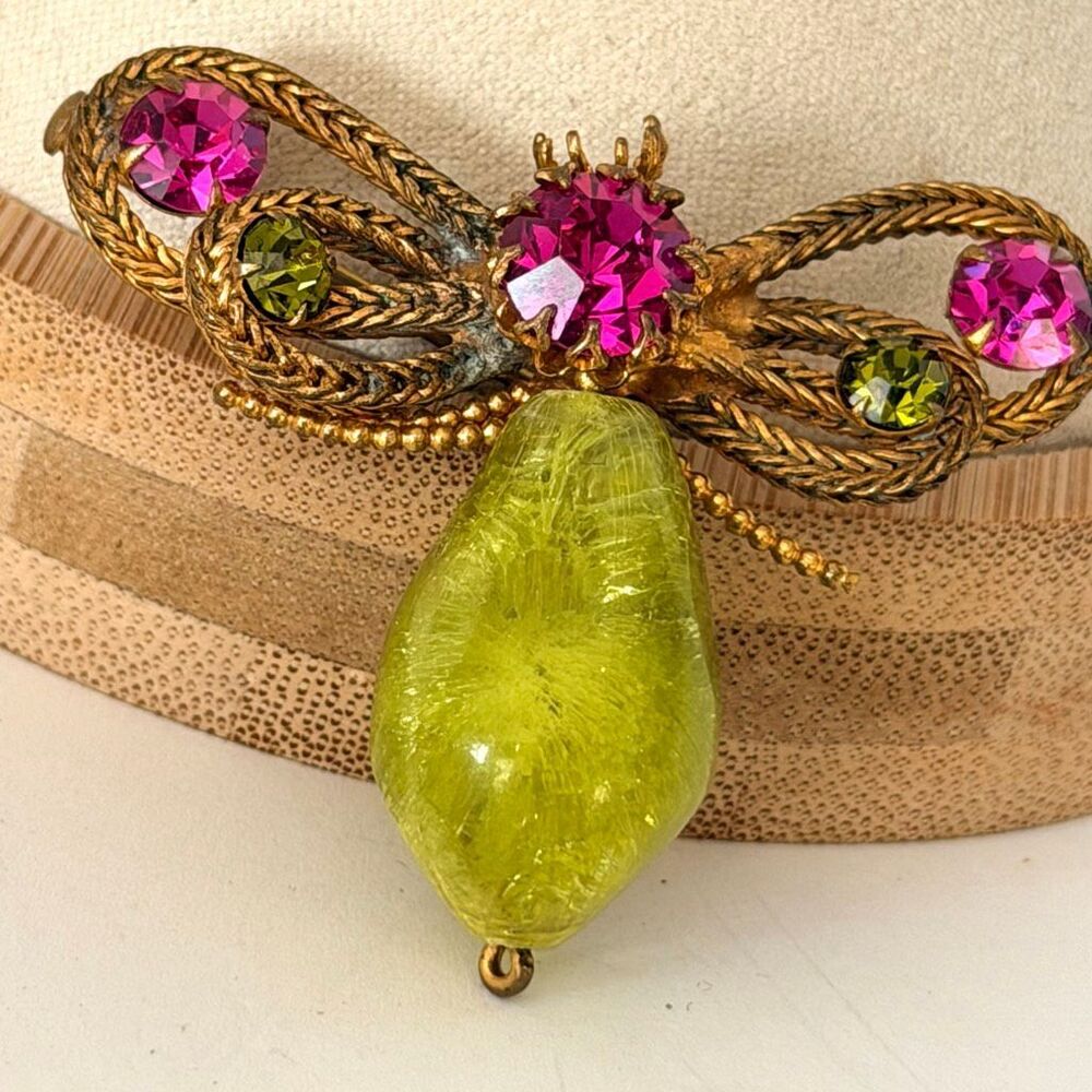 Antique Butterfly Brooch - Picture 2 of 7